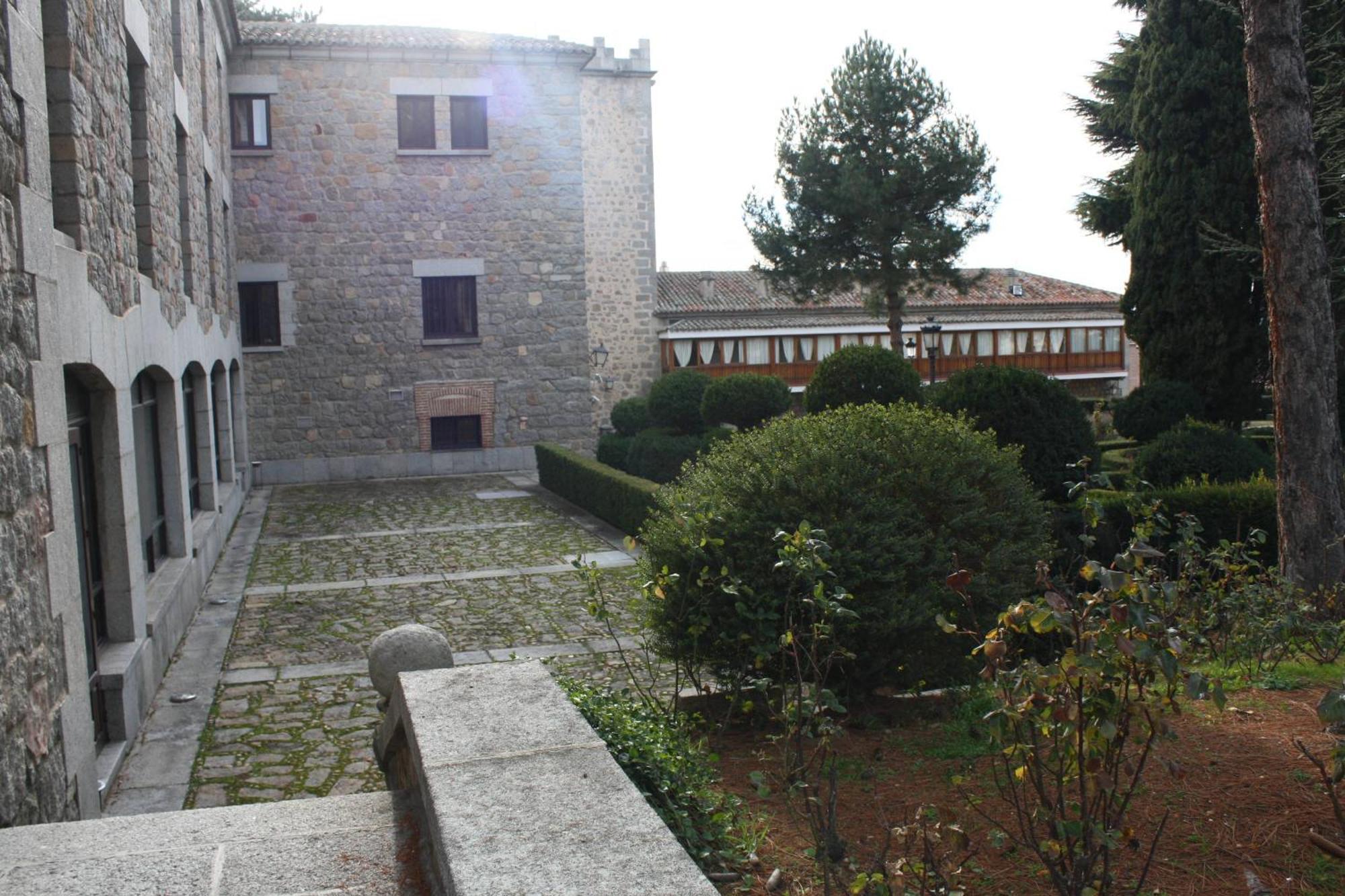 Parador De Ávila Εξωτερικό φωτογραφία